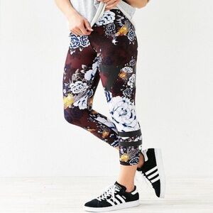 The Upside Active Workout 3/4 Leggings Pants Floral Bird Print M
